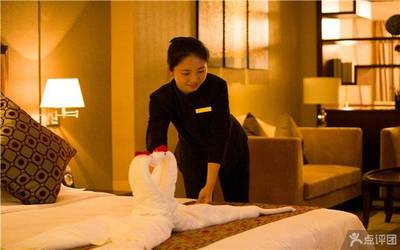 美容院前臺(tái)接待流程與標(biāo)準(zhǔn)話術(shù)